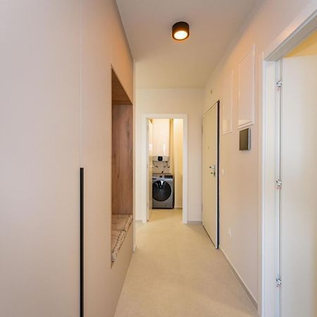 D-Apartment - With Garage And Balcony Zadar Bagian luar foto