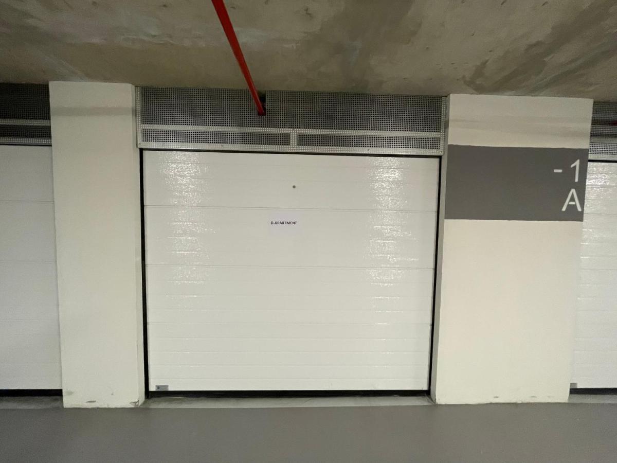 D-Apartment - With Garage And Balcony Zadar Bagian luar foto