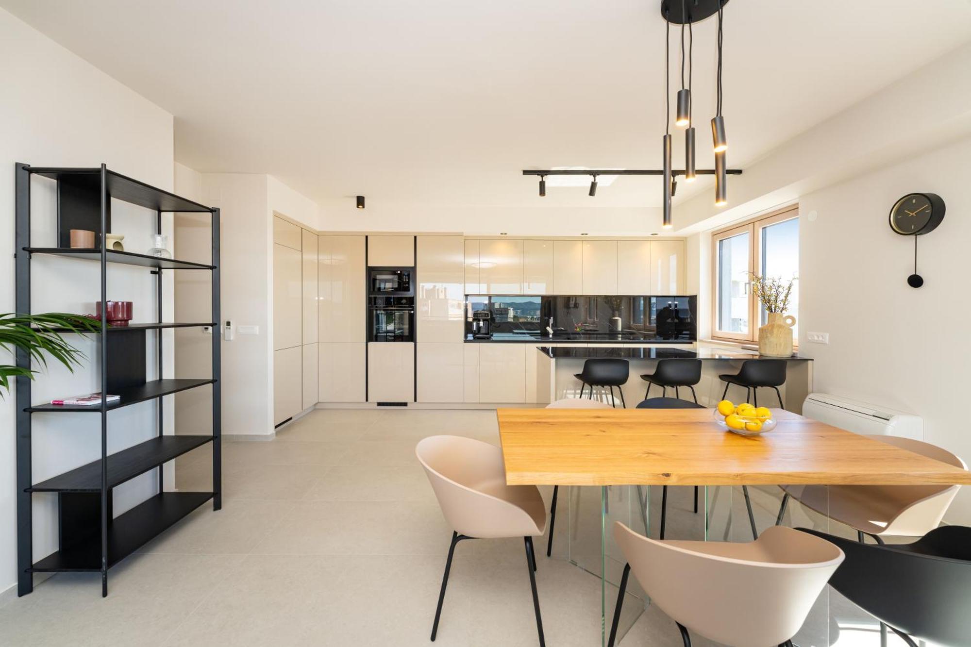 D-Apartment - With Garage And Balcony Zadar Bagian luar foto