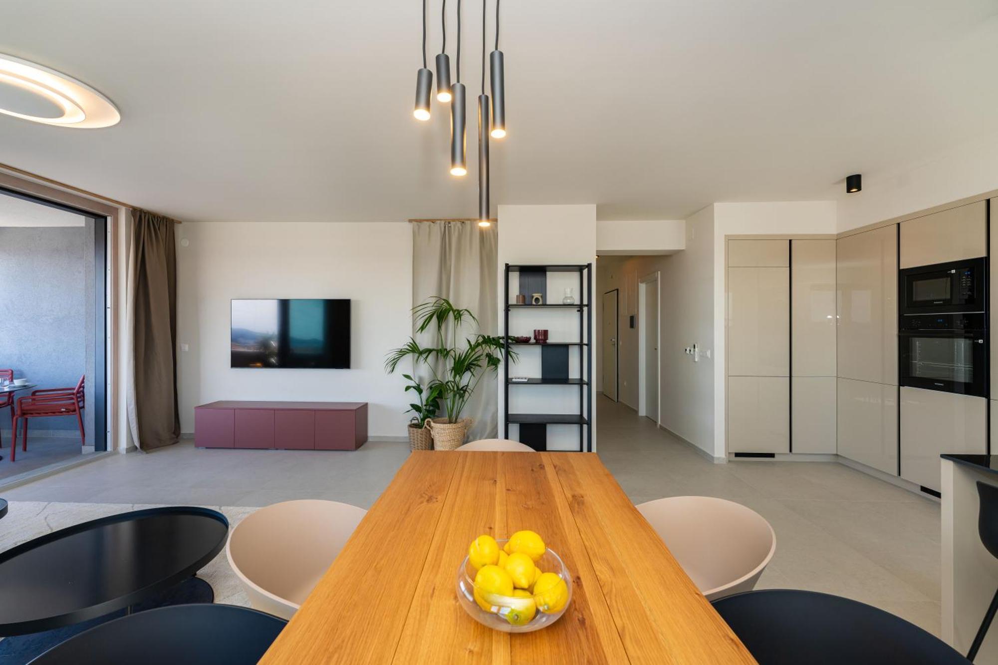 D-Apartment - With Garage And Balcony Zadar Bagian luar foto