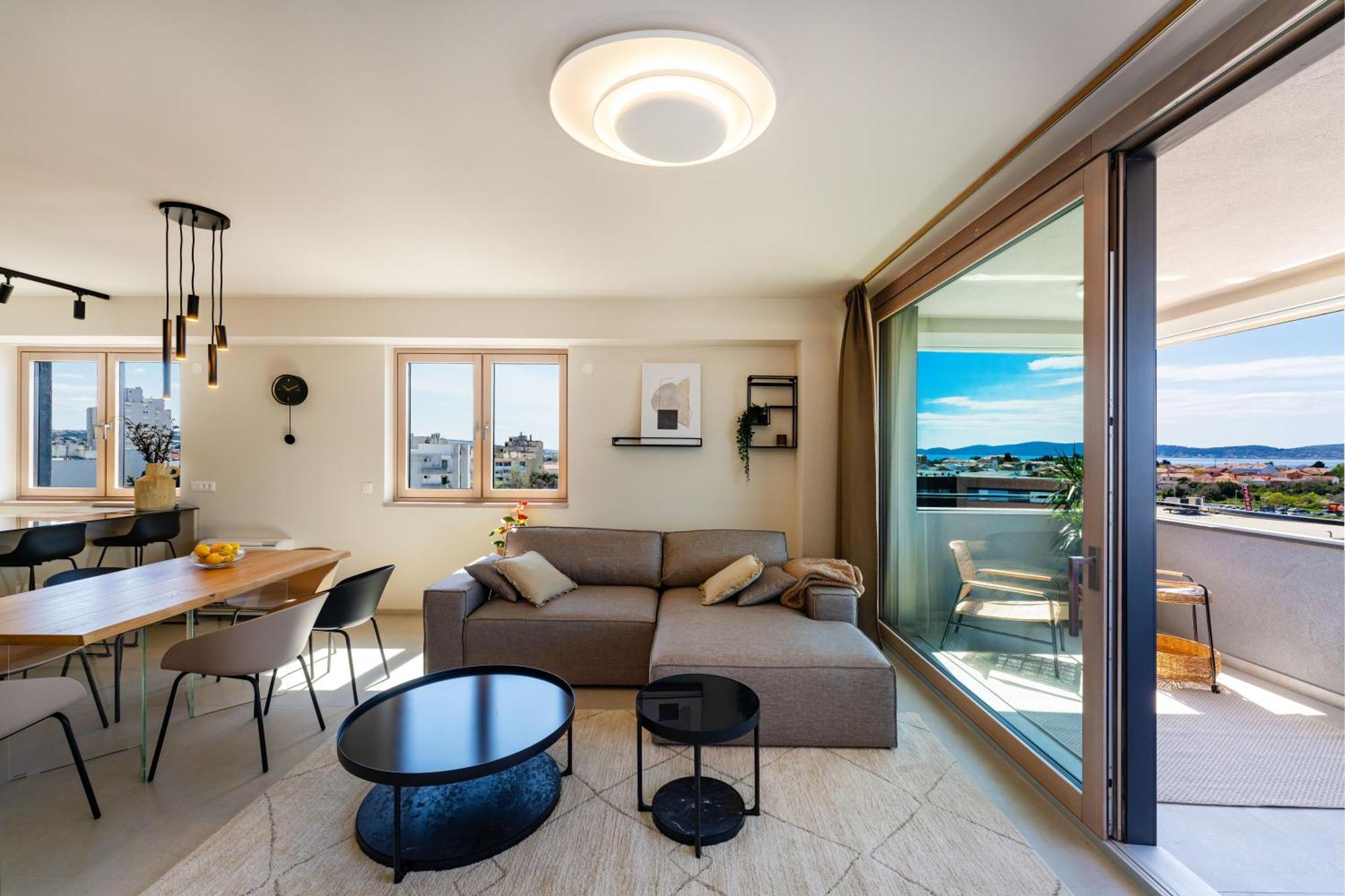 D-Apartment - With Garage And Balcony Zadar Bagian luar foto